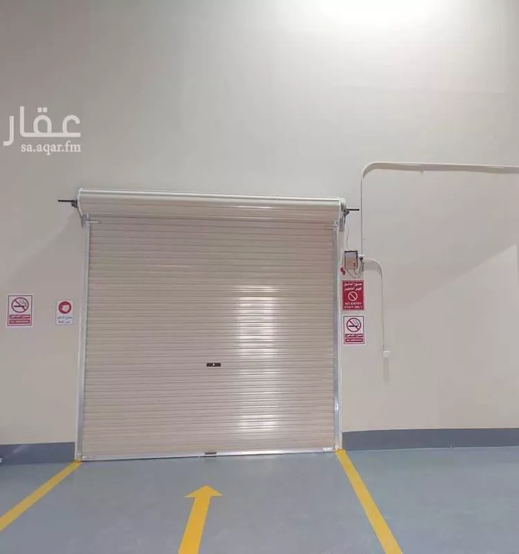 مستودع للإيجار في حي العزيزية, الرياض - 5